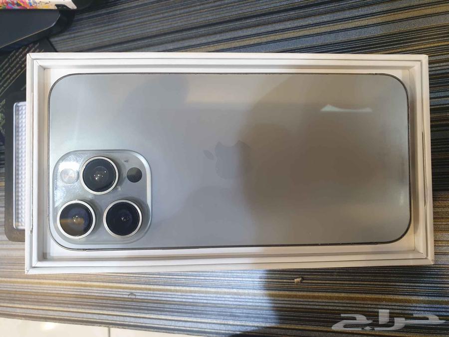 للبيع جوال ايفون 15برو ماكس 256g64621866849154114