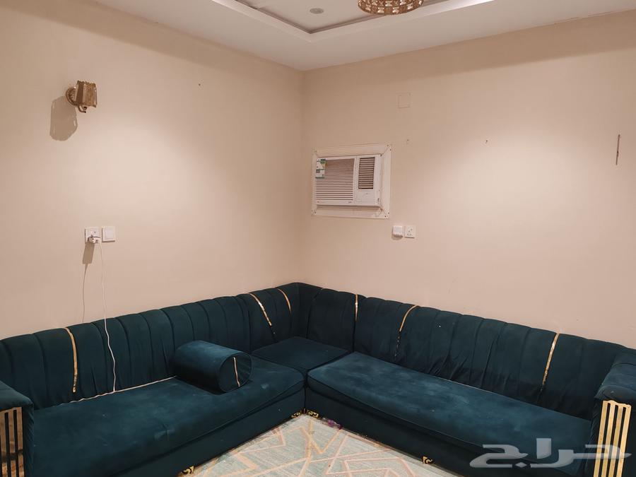 كنب نظيف جدا للبيع64619854944899110