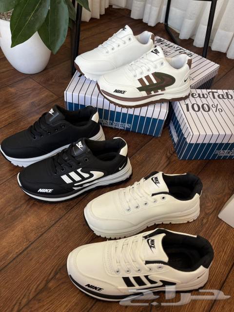 Three Pairs of Shoes for the Price of One64621342780418112