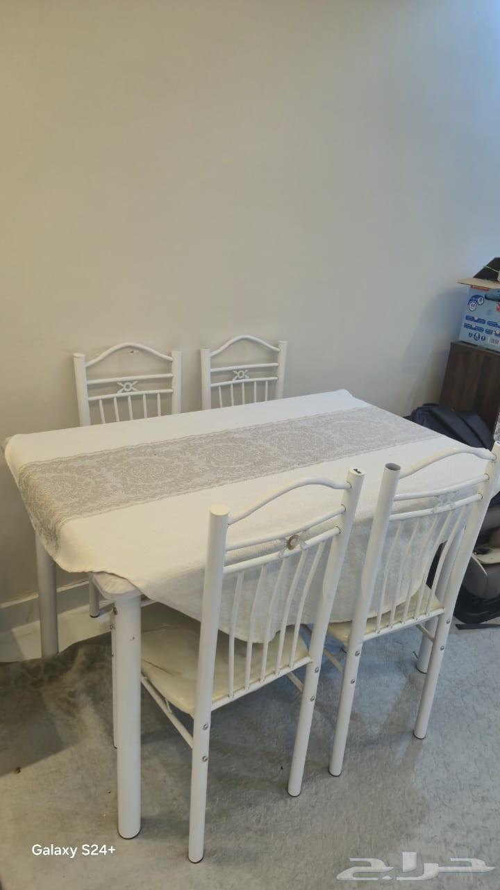 أثاث للبيع كله بحالة ممتازة64622041784449114