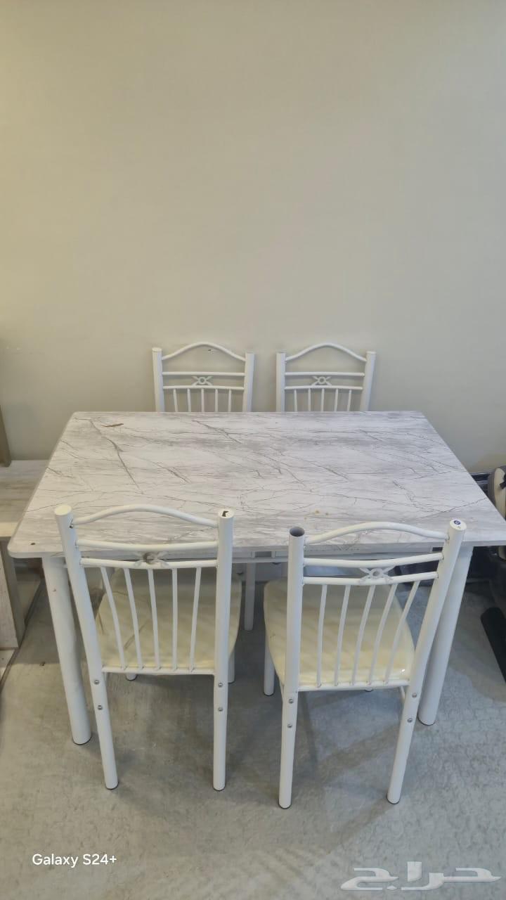 أثاث للبيع كله بحالة ممتازة64622041784449113