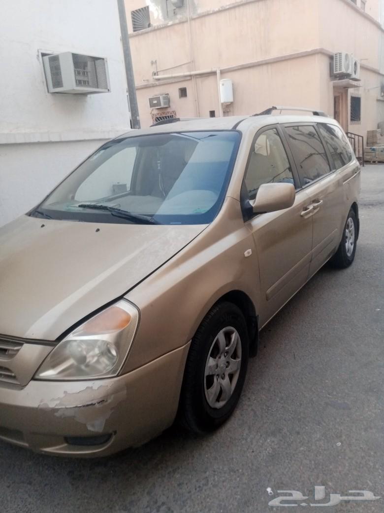 سياره كيا كرنفال 2010 للبيع الفحص ساري المكيف شغال64625518113281111