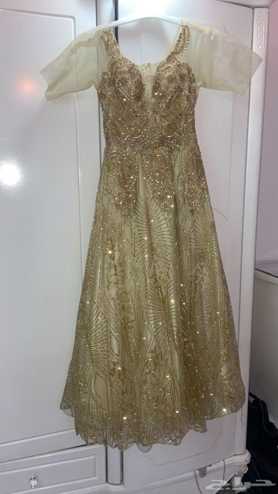 فساتين فخمه للبيع وانشاء الله مانختلف معا احد وكلها نضيفه64617478093954111