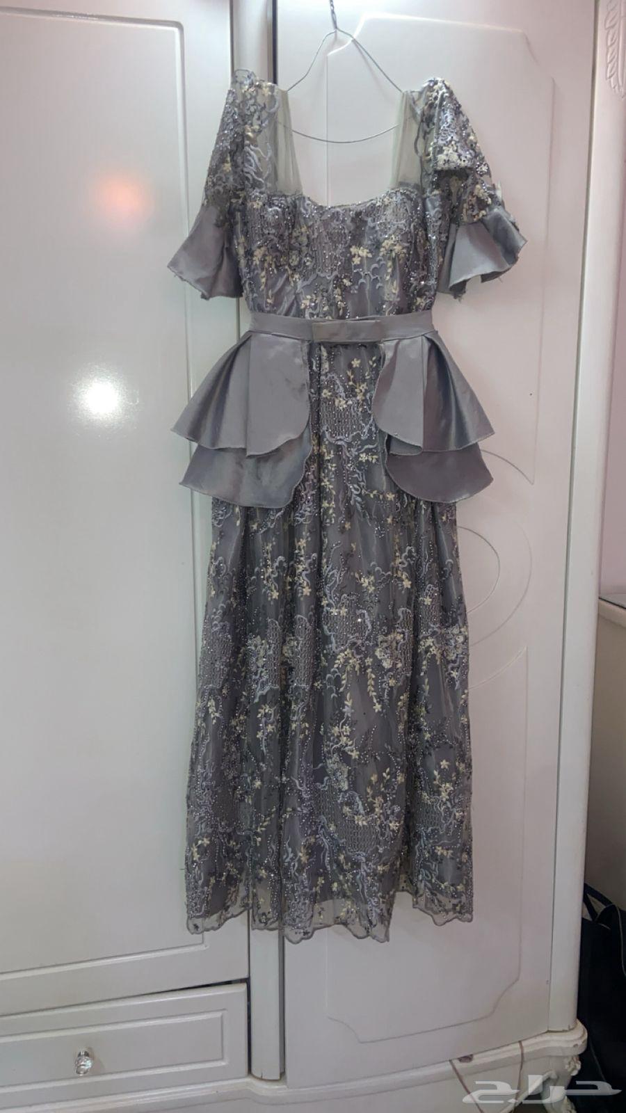فساتين فخمه للبيع وانشاء الله مانختلف معا احد وكلها نضيفه64617478093954114