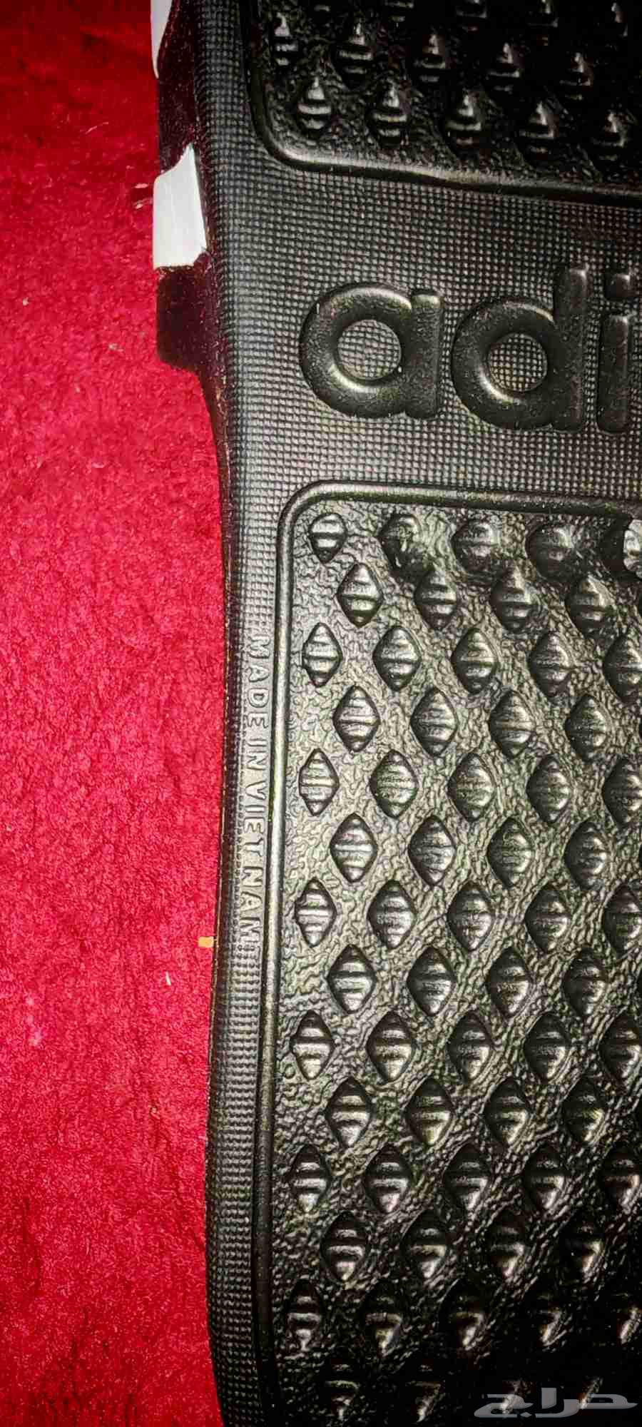 للبيع حذاء اديداس مقاس 42 و 42.5 جديد صنع فيتنام64618115565955114