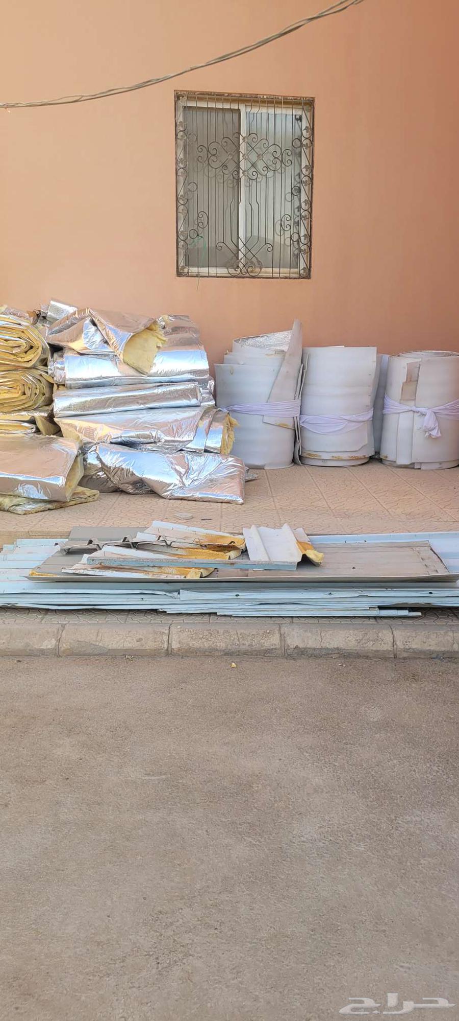 للبيع لباد 90 م كل 3م قطعه64619505173761110