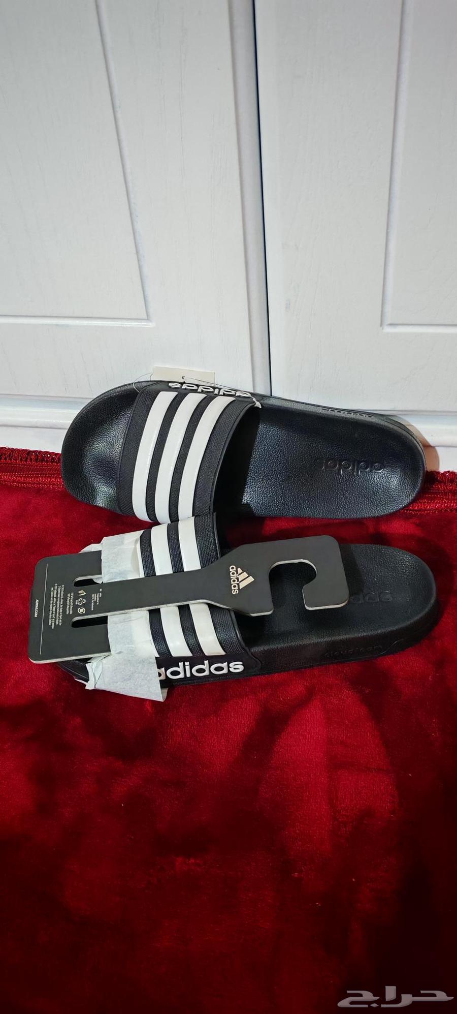 للبيع حذاء اديداس مقاس 42 و 42.5 جديد صنع فيتنام64618115565955110