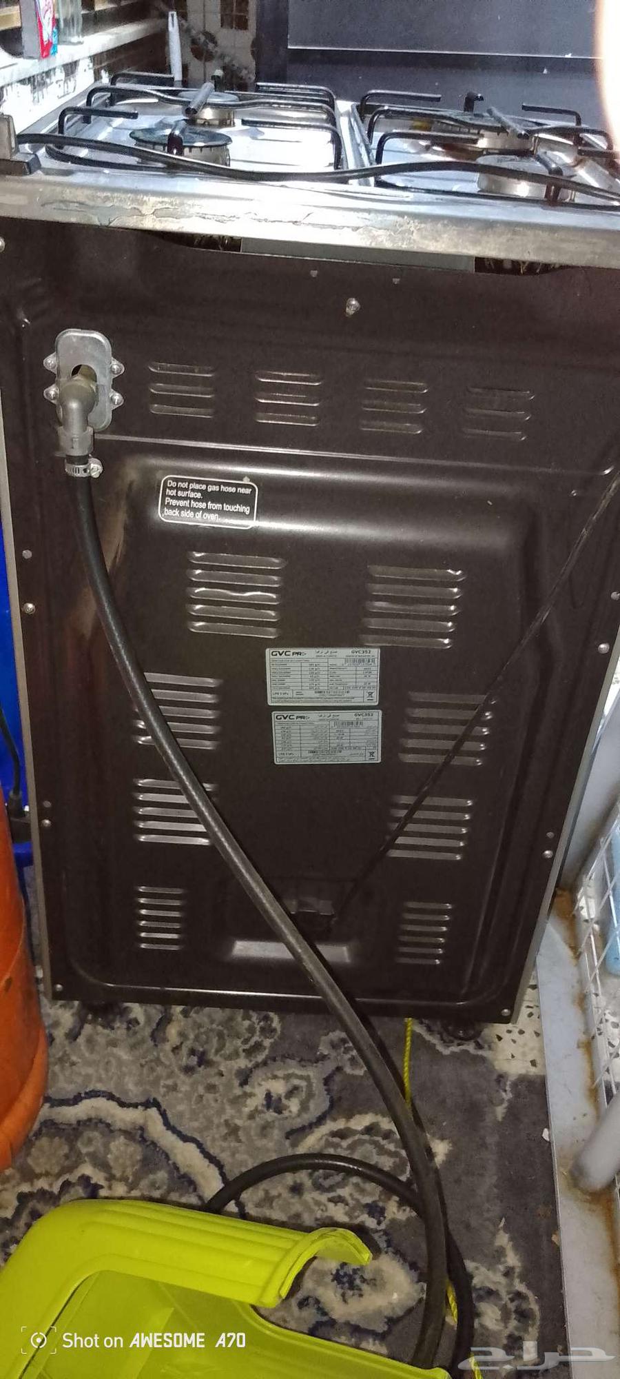 فرن تركي نضيف مستخدم لمده شهر جديد اربع عيون64622438107523111