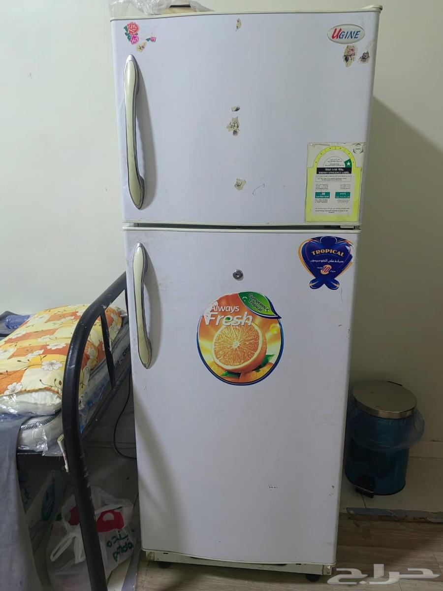 A UGINE refrigerator in clean condition fully functional64618589319683110