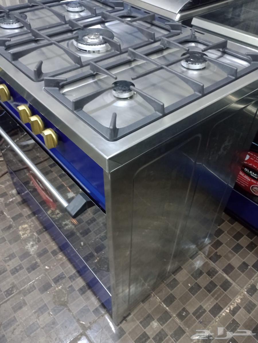 للبيع فرن ايطالي جليم غاز اصلي مقاس60 90 موجود في المحل جده64617300407169112