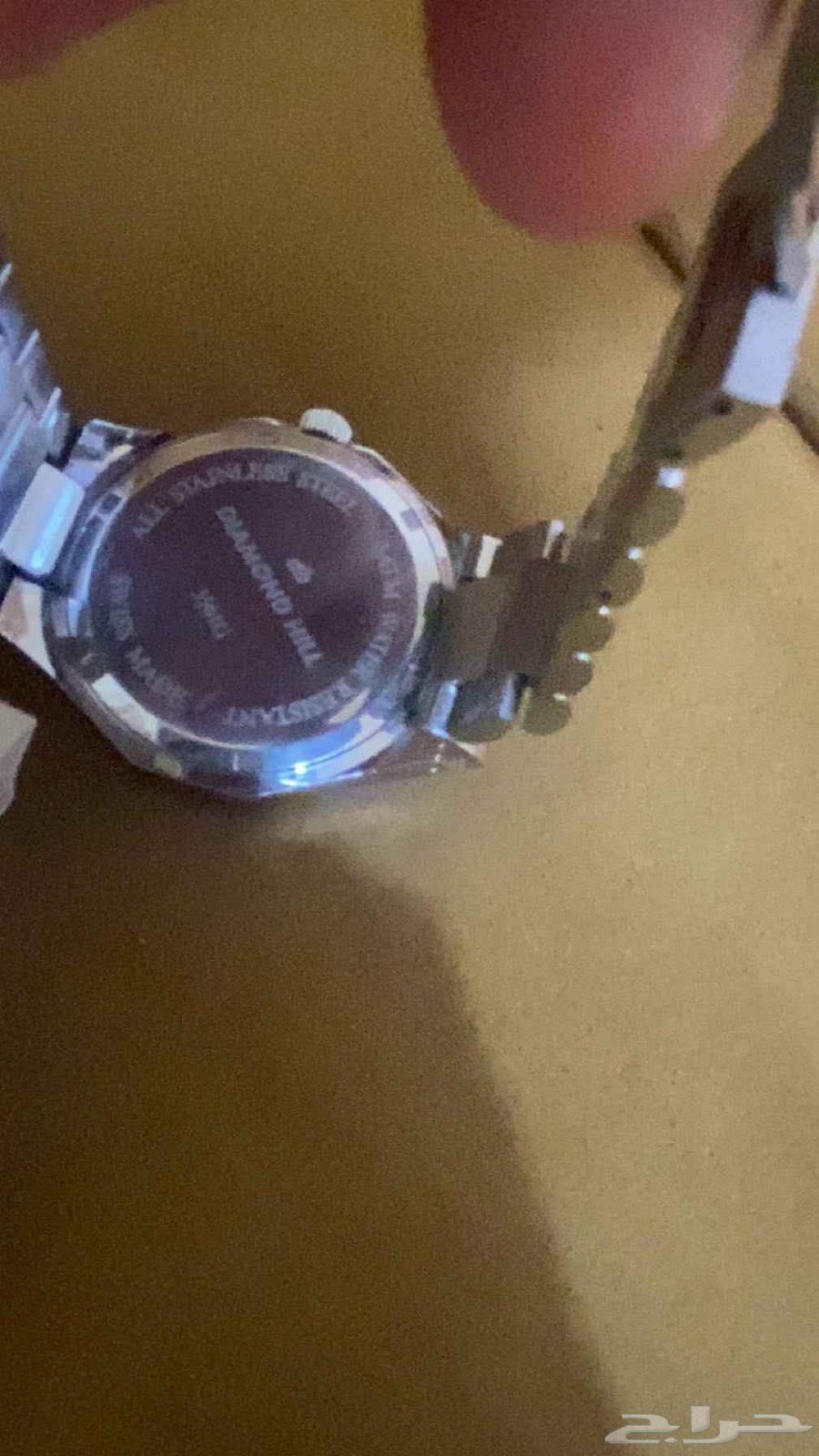 للبيع ساعه النوع ديسيبل64620817663105111
