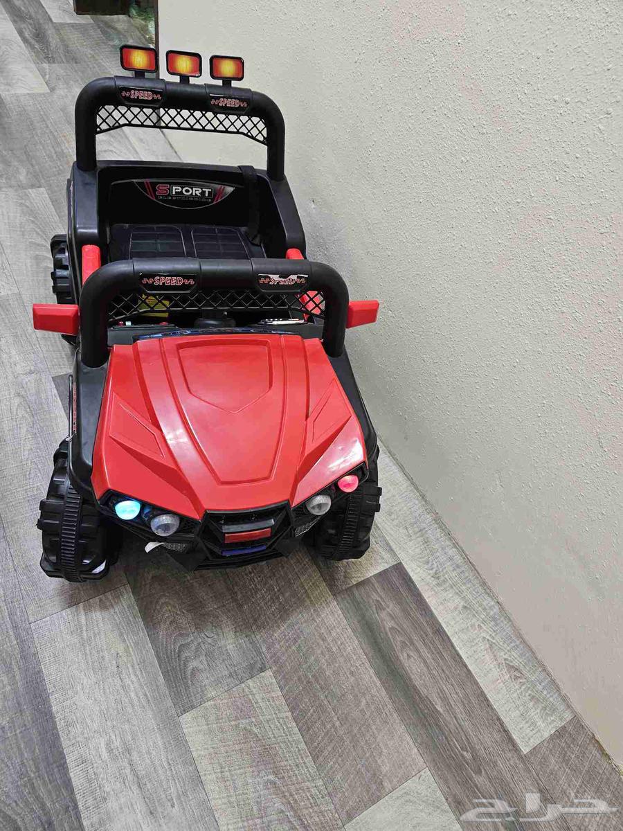 باااقي تشتغل وشواحنهاا نظيفه ..سكوتر مع سياره برموت وعادي ..64626420663682112