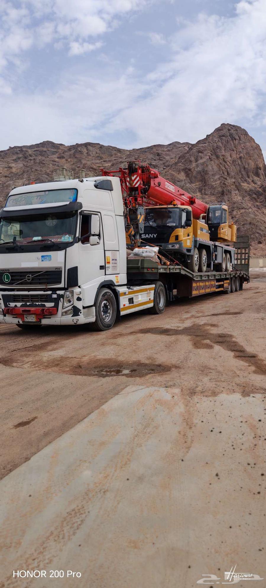 Lobd 18 meters available in Riyadh; can transport any load to anywhere, no problem64836977043458111