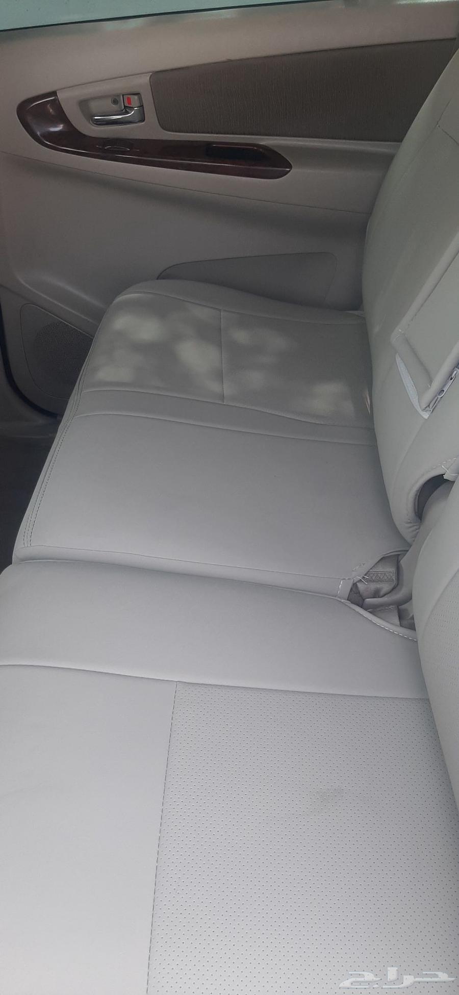 تويوتا انوفا 201364832300133634110