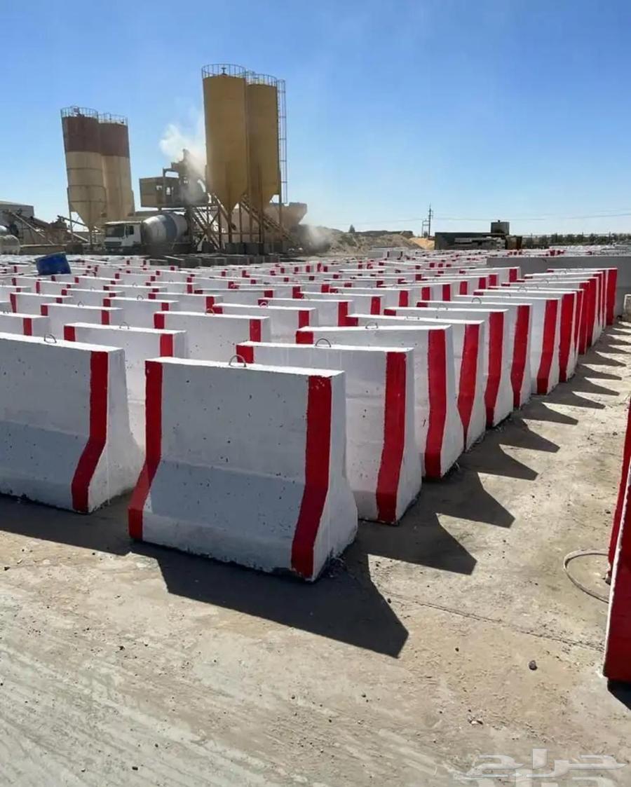 توريد حواجز خرسانيه مستخدم وجديد64419198270467113