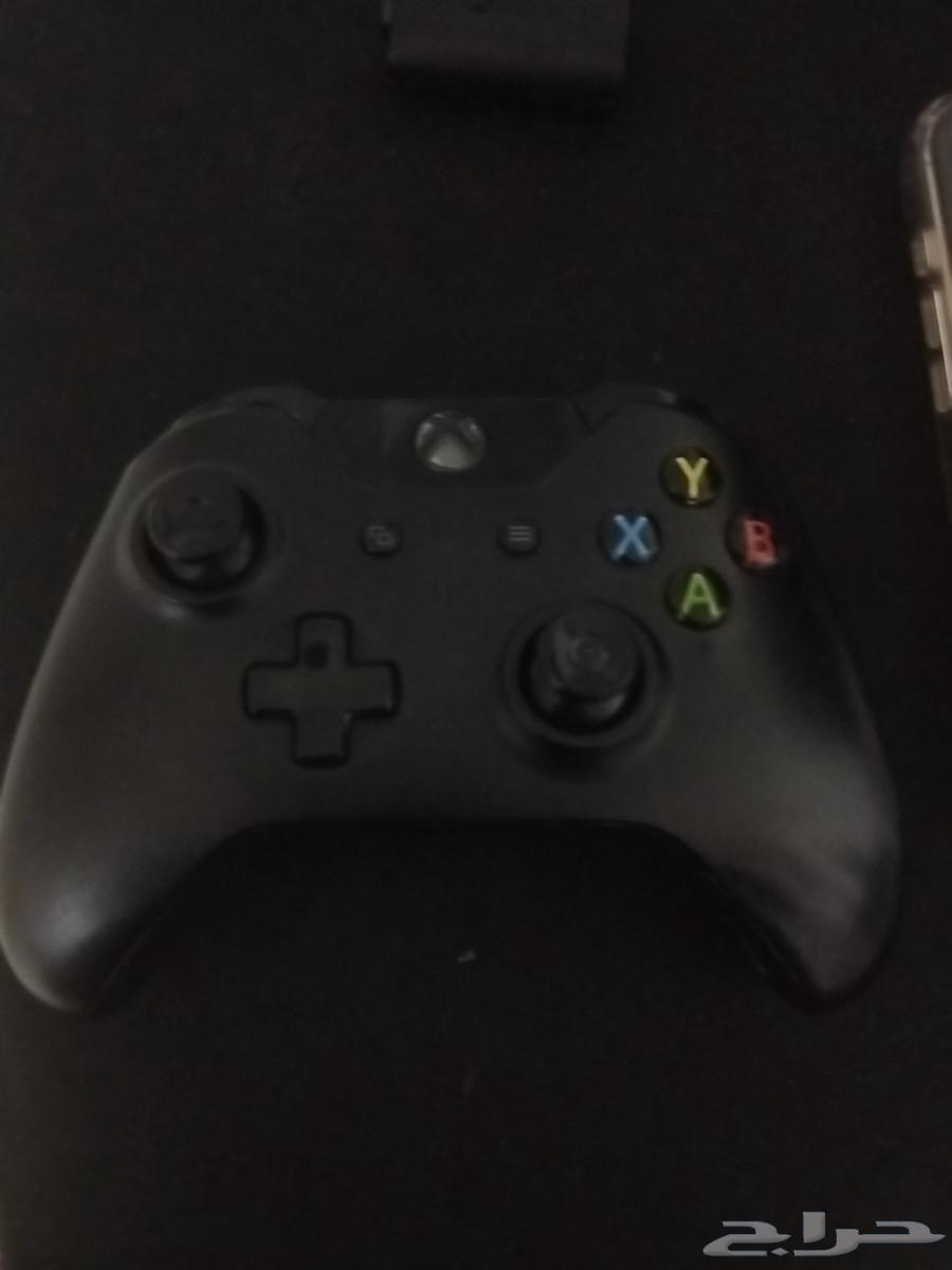 اكس بوكس ون اس مع يد و بطارية قابلة للشحن64419158406275112