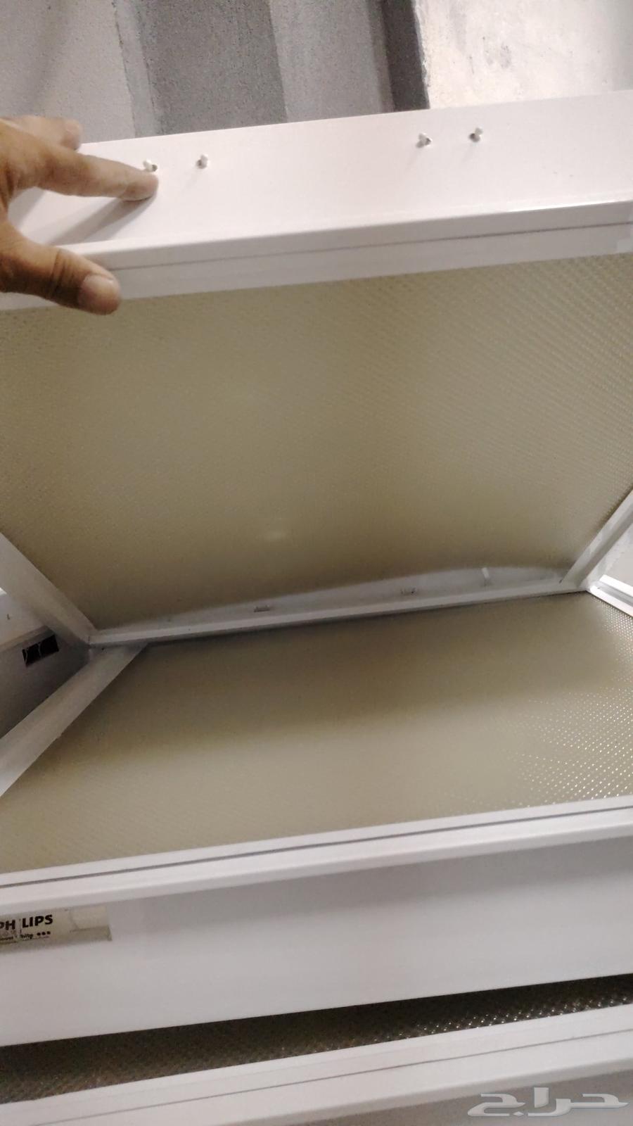 لمبات نضيفه 60x60نظيف جدا العدد 7064570121731713110