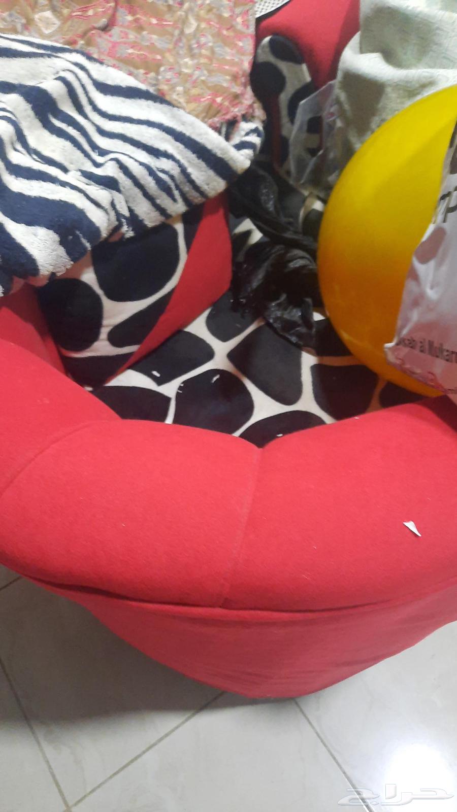 Sofa for sale, unused, selling due to relocation, Al-Sharaia, Mecca64416584296577110