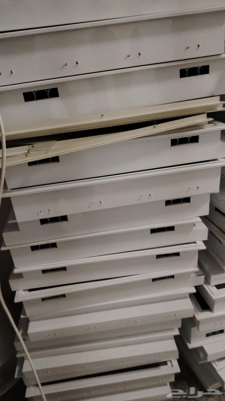 لمبات نضيفه 60x60نظيف جدا العدد 7064570121731713114