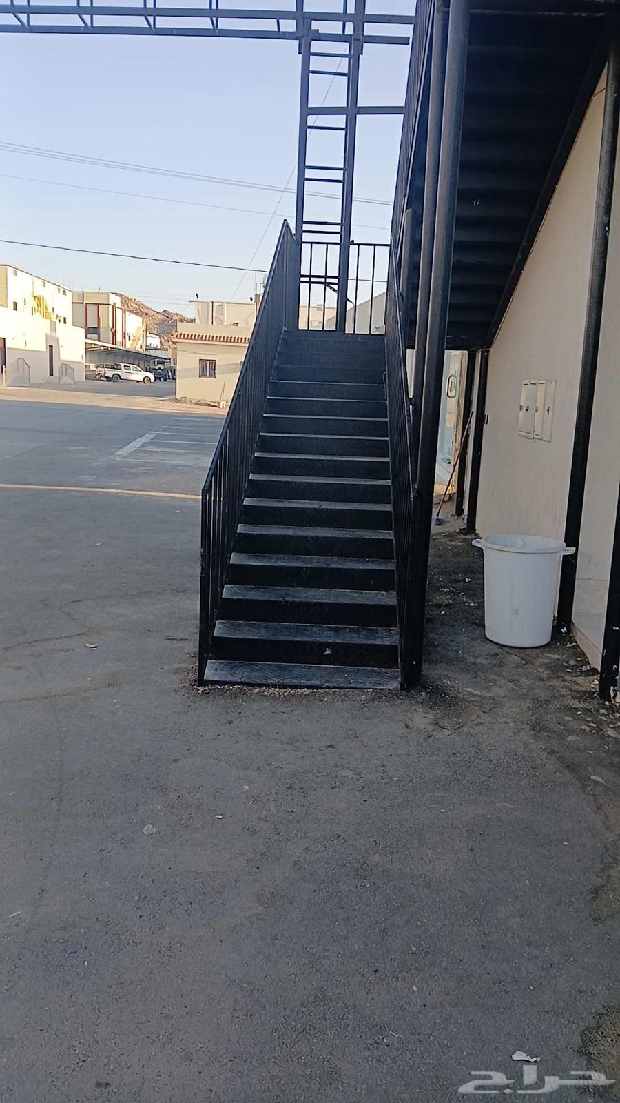 مظلات وسواتر وبرجولات وهناجر ومستودعات وجميع أعمال الحداده64438216876802114