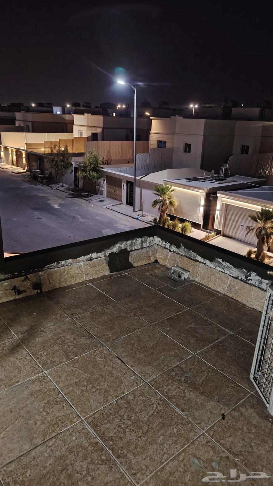 Cutting asphalt walls, sanding rough exterior concrete, sealing openings, chipping64534536623619112