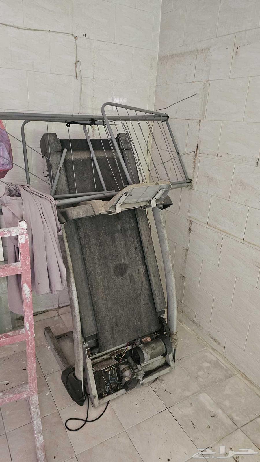 جهاز سير كهربائي Strength Master مستعمل للبيع64414940370945111