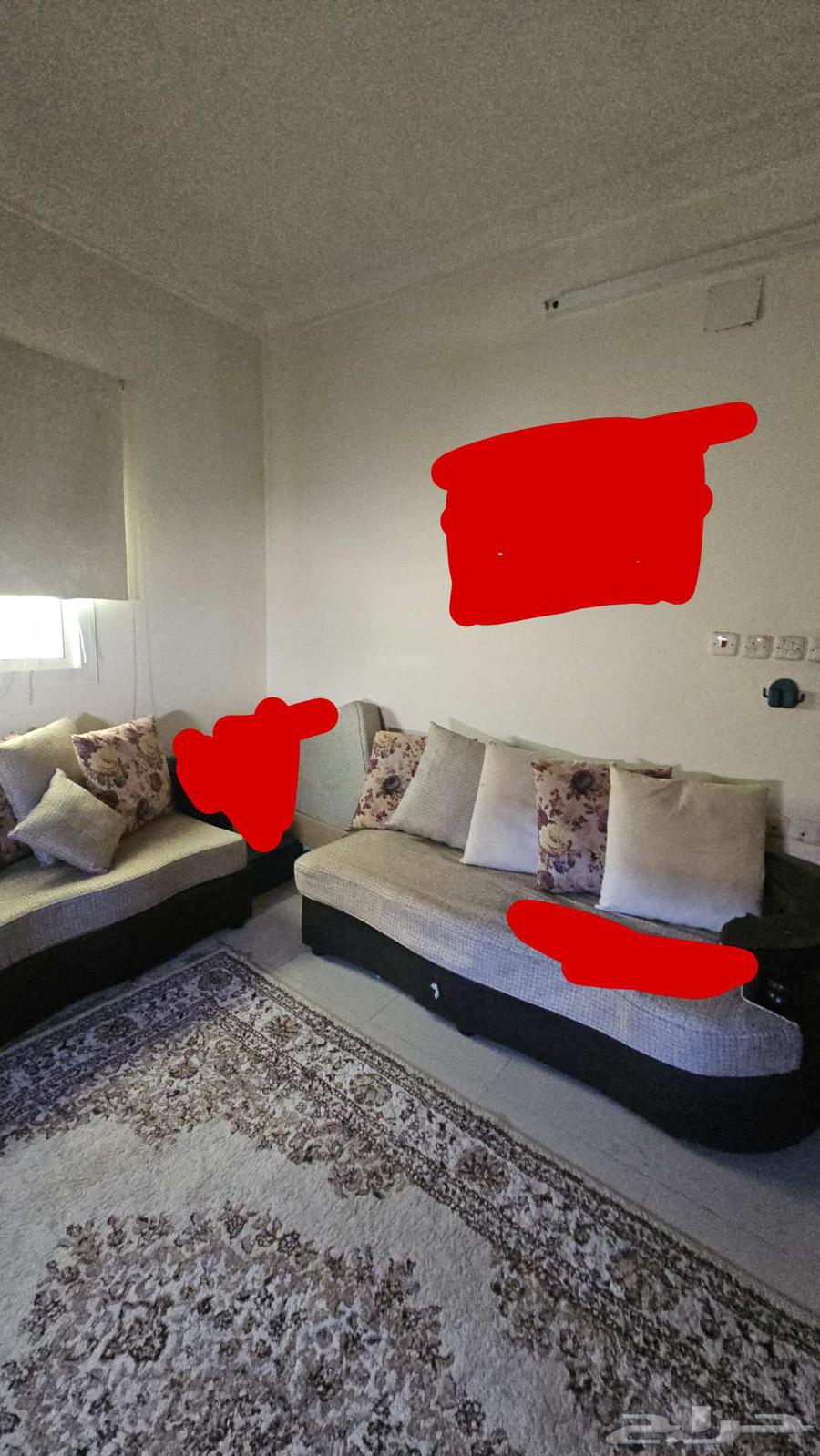 كنب البيع 200يحتاج تنجيد او غسل64417958652929111