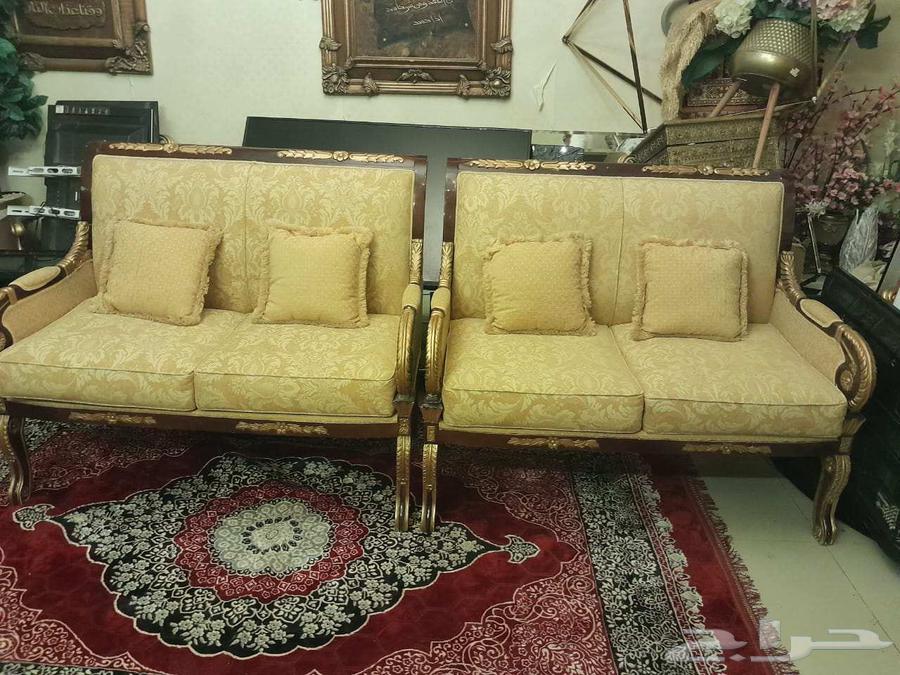 كنب كلاسيكي مستعمل نظيف جدا للبيع64413016846338112