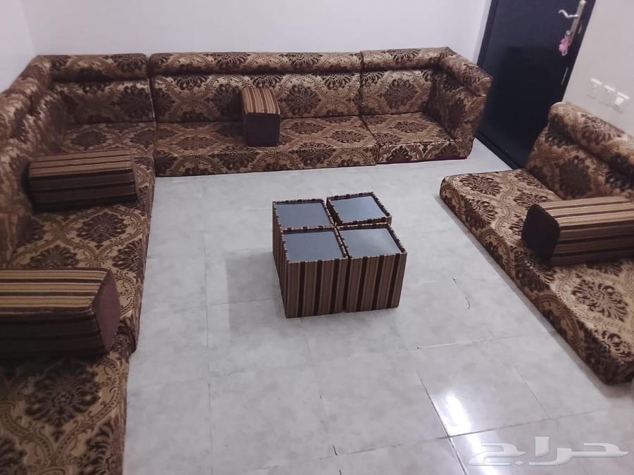 فرش بحاله ممتازه استعمال شهرين سبب البيع الانتقال لمكان آخر64418797734786111