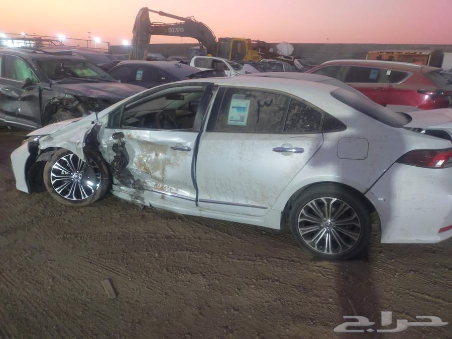 للبيع تويوتا كورولا 2023 فل كامل64578200896131112