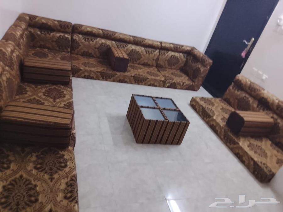 فرش بحاله ممتازه استعمال شهرين سبب البيع الانتقال لمكان آخر64418797734786113