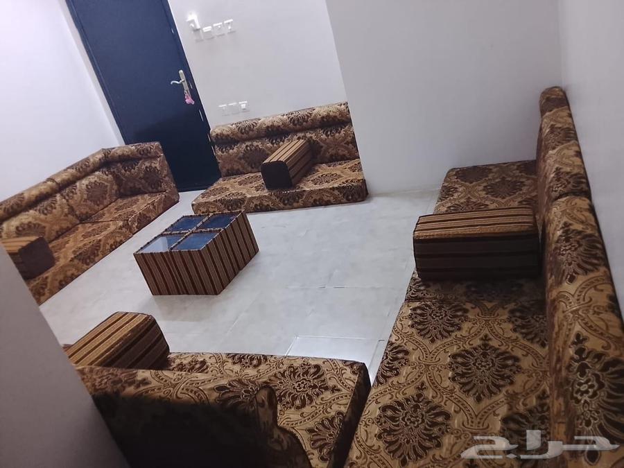 فرش بحاله ممتازه استعمال شهرين سبب البيع الانتقال لمكان آخر64418797734786114