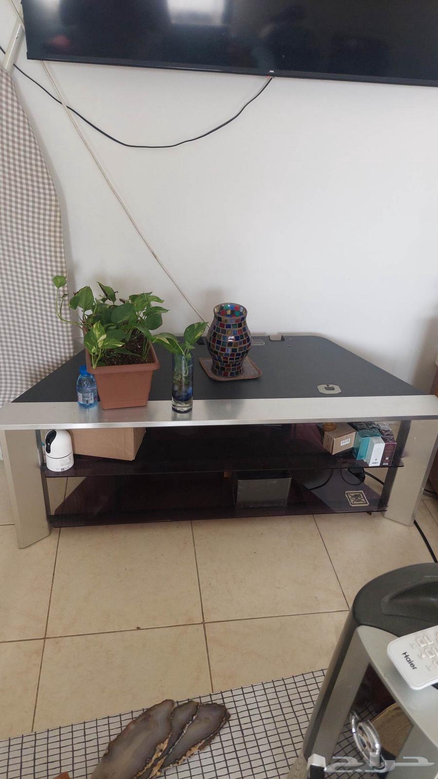 طاولة تلفزيون من نوع سوني64415411230082110