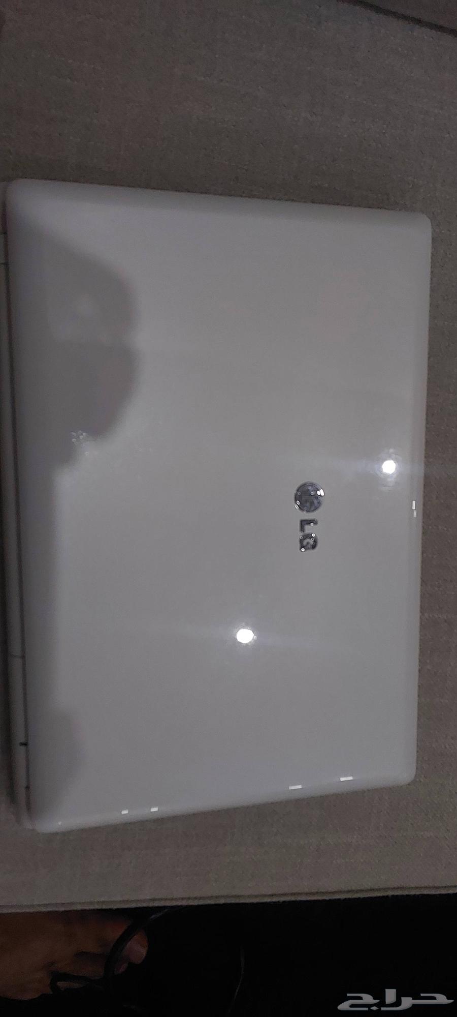 لاب توب LG للبيع64416610667011113
