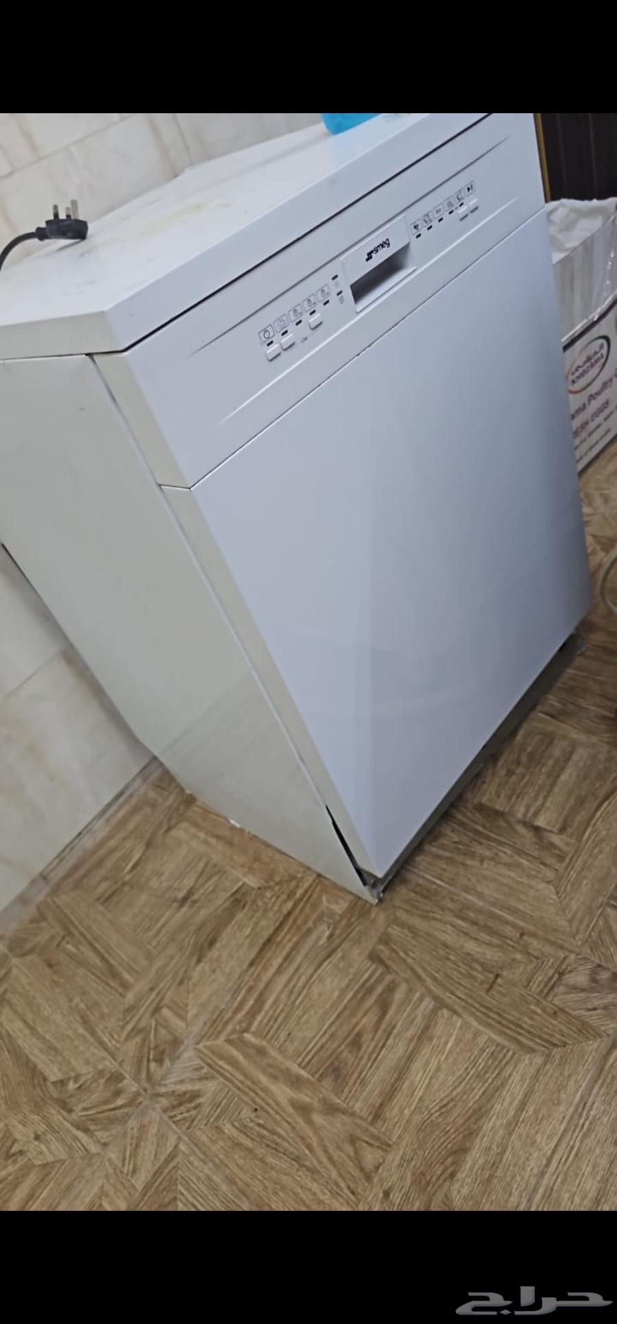 Luxurious furniture, electrical appliances, oven, and built-in sofa for sale64412360395393111