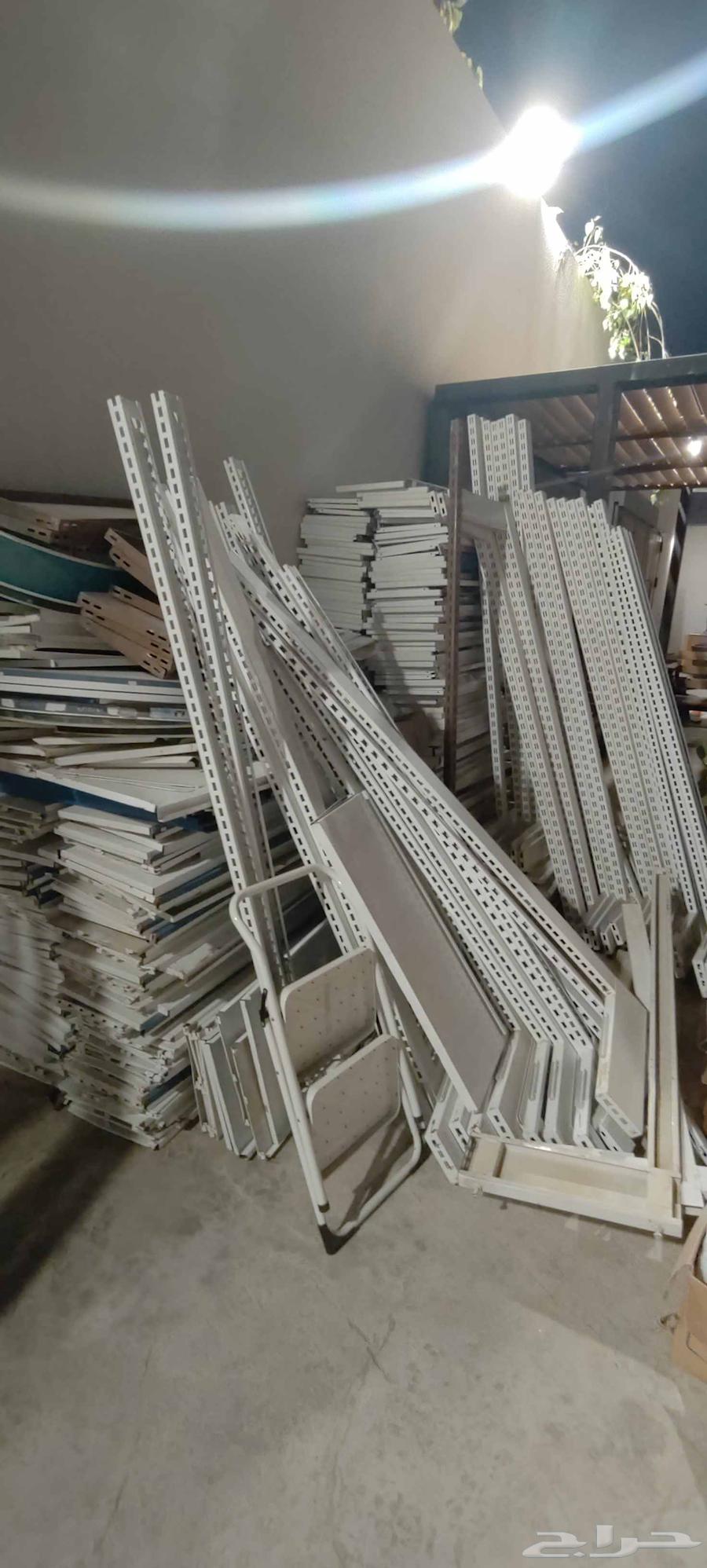 رفوف سوبر ماركت64418539843457110