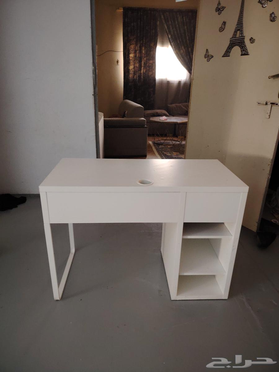 مكتب ايكيا64415894630146112