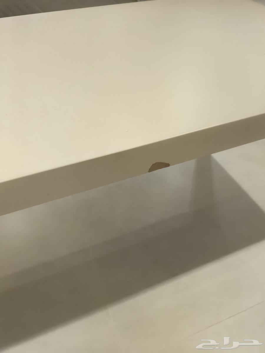 Luxury table with light use, urgent sale today only64417793601537113