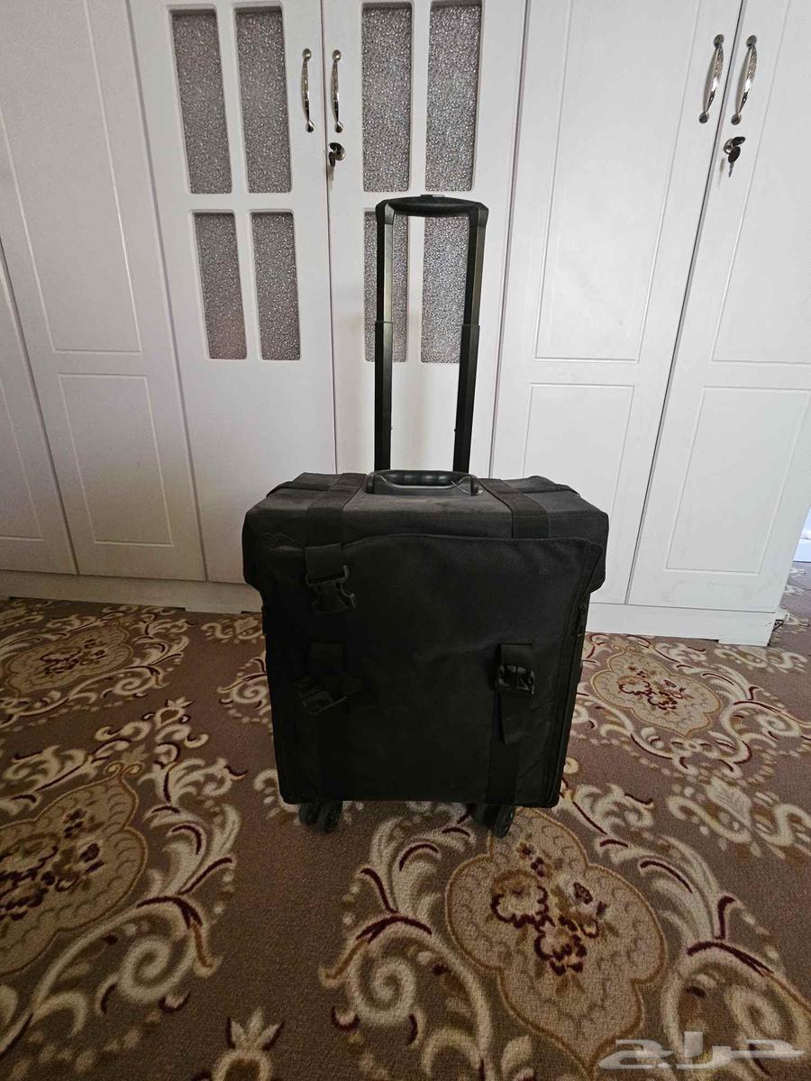 شنطة مكياج مستعمله للبيع64413313671170110