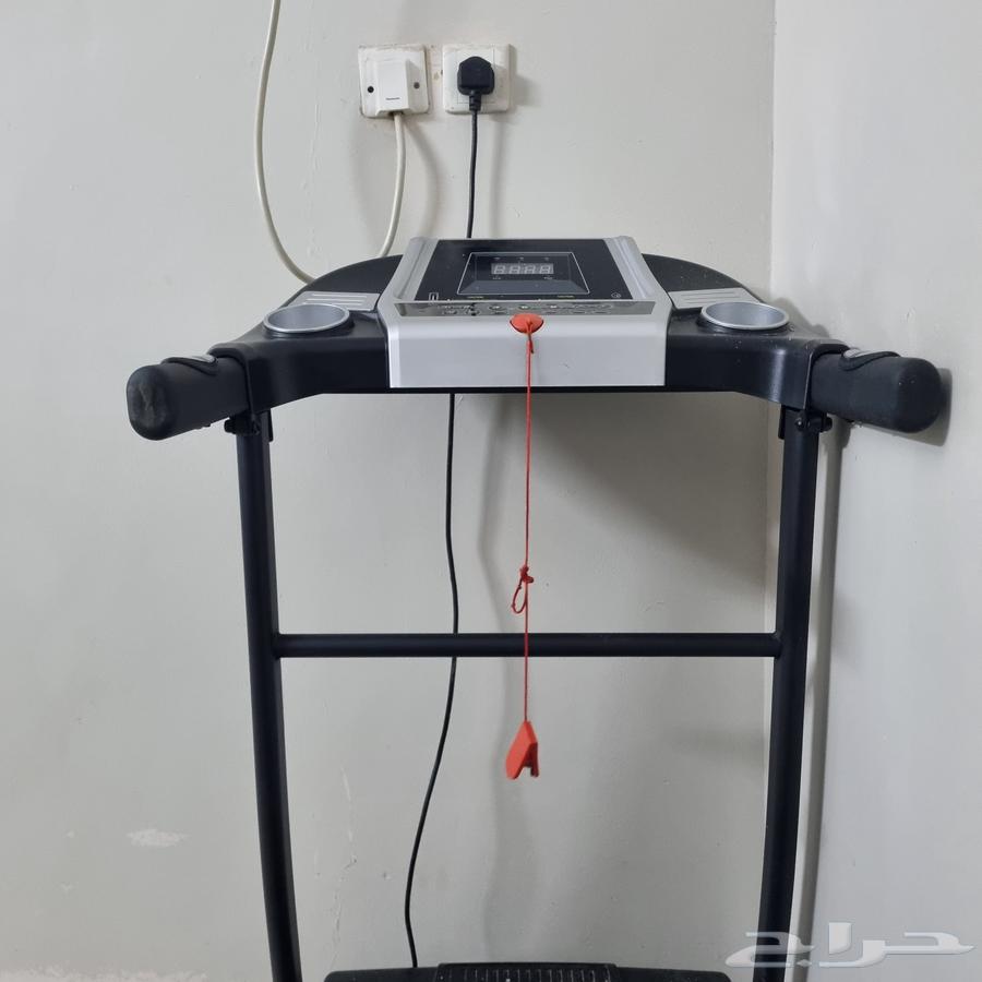 مشاية كهربائية بحجم( L ) بحالة جيدة جدا64416677032067110