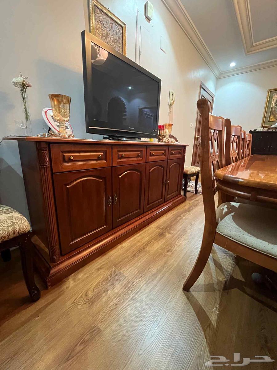 Dining table, buffet, and niche for sale, Malaysian wood64416281032963113