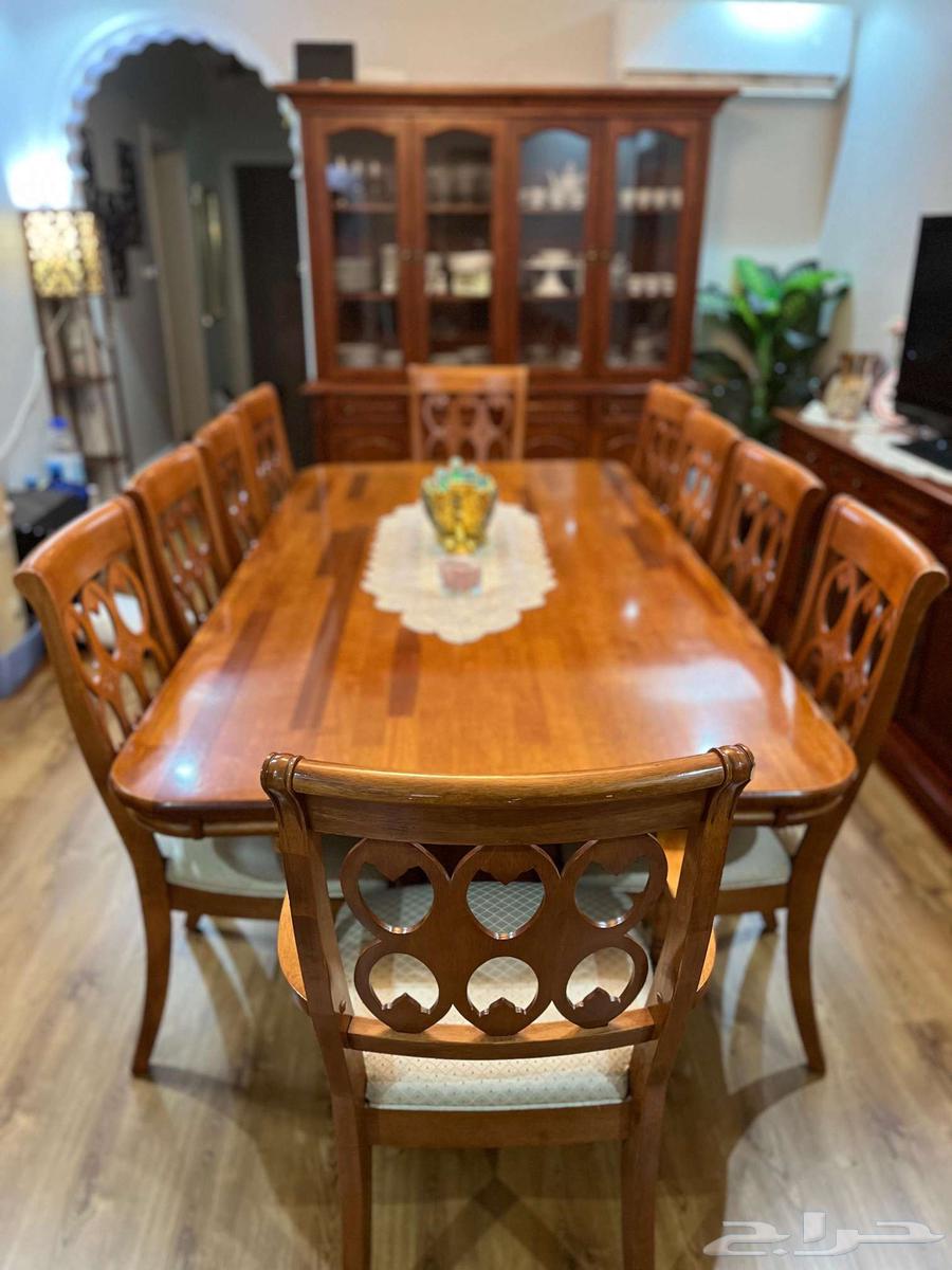 Dining table, buffet, and niche for sale, Malaysian wood64416281032963110