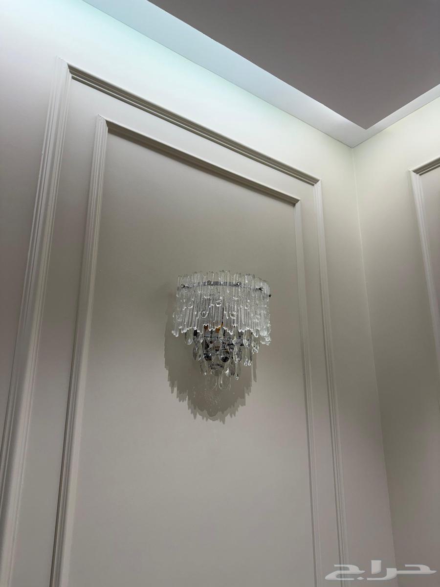 Chandelier with 2 wall lights, very new condition, installed and then removed64416809460865113