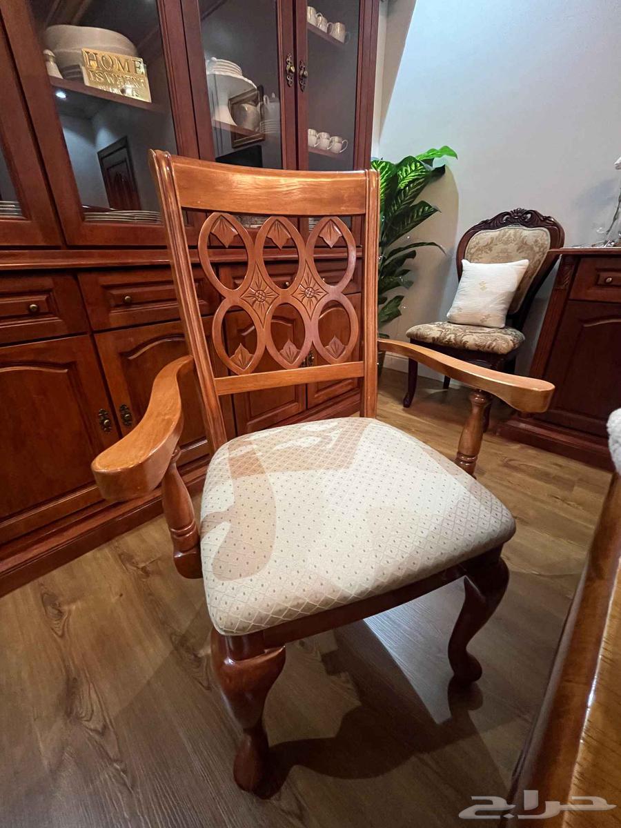 Dining table, buffet, and niche for sale, Malaysian wood64416281032963111