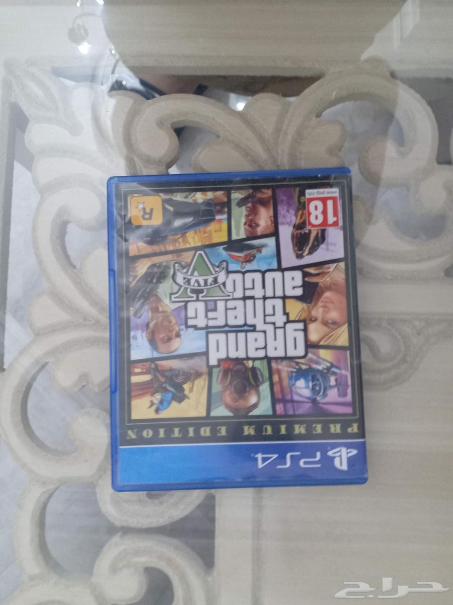 Sony 4 Slim New Used for 14 Days with Grand Theft Auto Game and Two Controllers64413030460289114