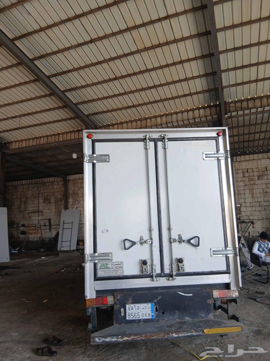 ثلاجة شبه جديد مكيف شغال64572069002499110