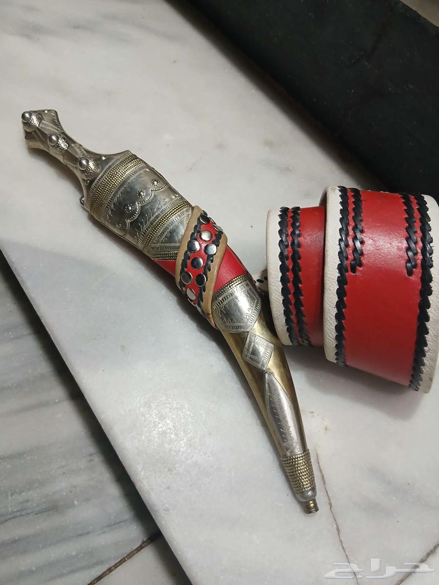 The picture speaks about the beauty of the display64417440889730110