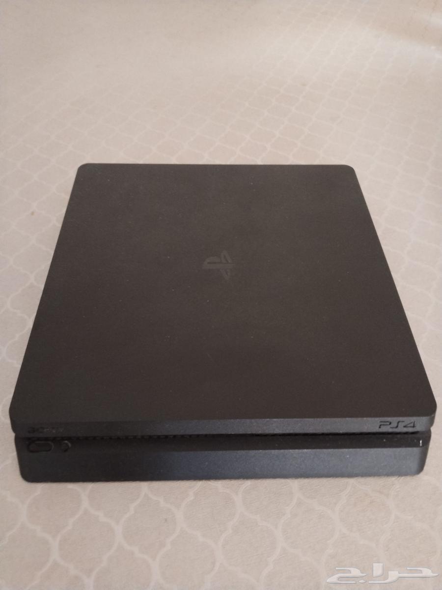 Used Slim PlayStation 4 with 3 Controllers and 3 Games64416914983553111