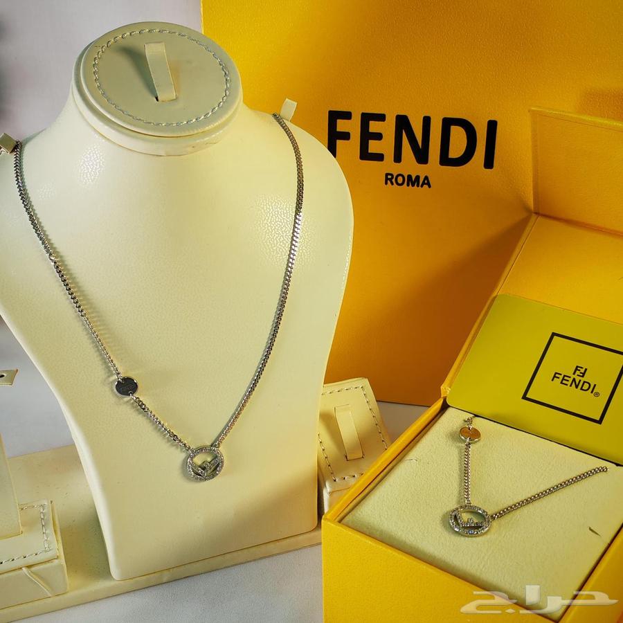 سلسال واسورة فيندي FENDI64416054735873112