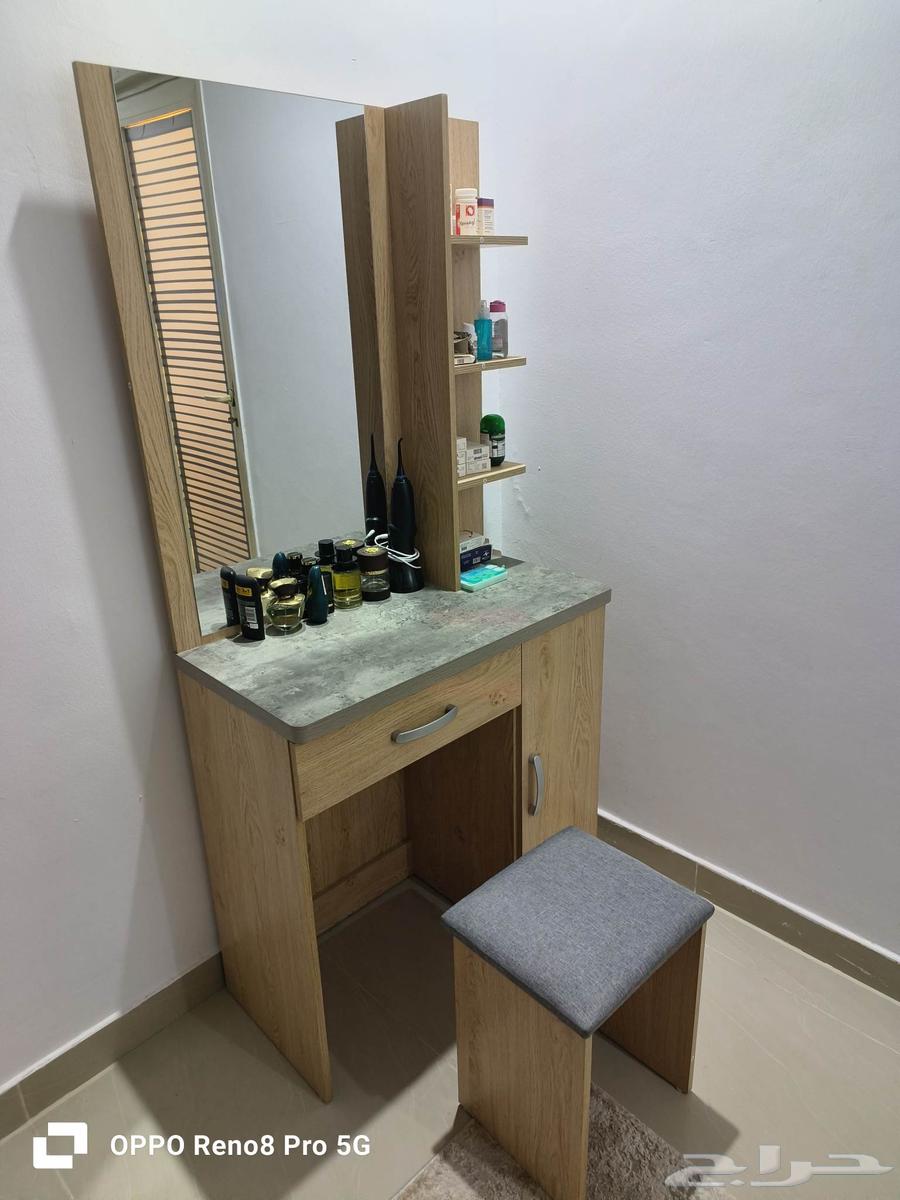 غرفه نوم جديده استعمال قليل حاله ممتازه64414686839811110